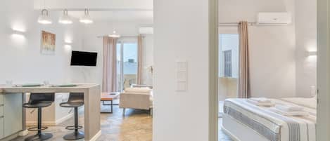 アイロン / アイロン台、WiFi、ベッドシーツ