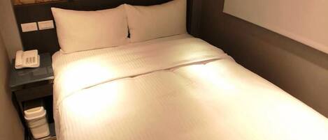 Standard Double (Without Window, No Daily Housekeeping, Self Check-in) | Free WiFi