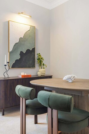 Dining - Luxury Marylebone 2-Bed Apartment • Central London (London)