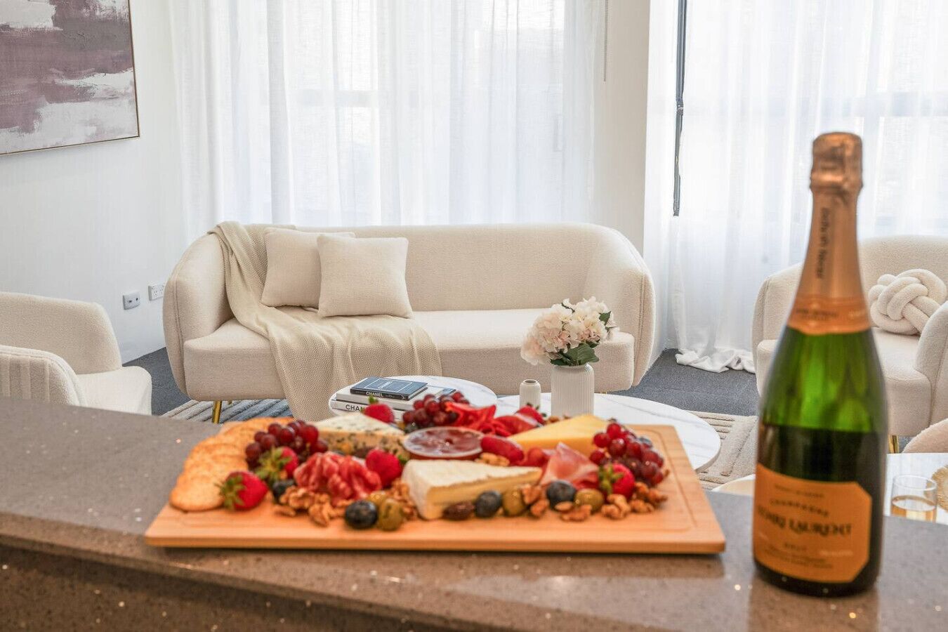 Ivory Atelier | Cbd World Square W Pool + Parking - Manly