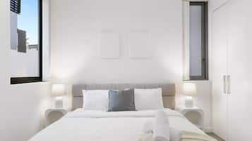 Schreibtisch, Bügeleisen/Bügelbrett, WLAN, Bettwäsche