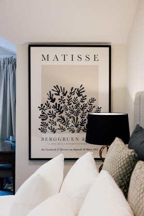 Interior - Willoughby - WIL09 -  Small Street - Executive family haven (Willoughby)