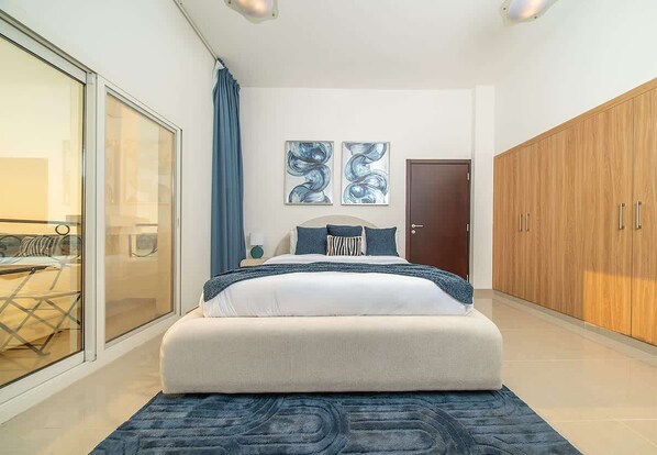 4 habitaciones, tabla de planchar con plancha y wifi gratis 