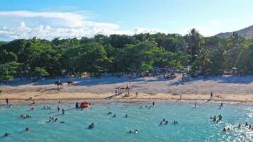 Villa, 6 Bedrooms, Accessible, Smoking | Beach