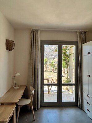 Interior - Queen Deluxe Studio (Favignana)