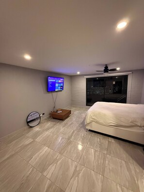 Villa, 5 Bedrooms, Smoking, Private Pool | 5 bedrooms - Villa With Spectacular Medellin View With Pool and Mini Basket-futbol Field (Medellín)