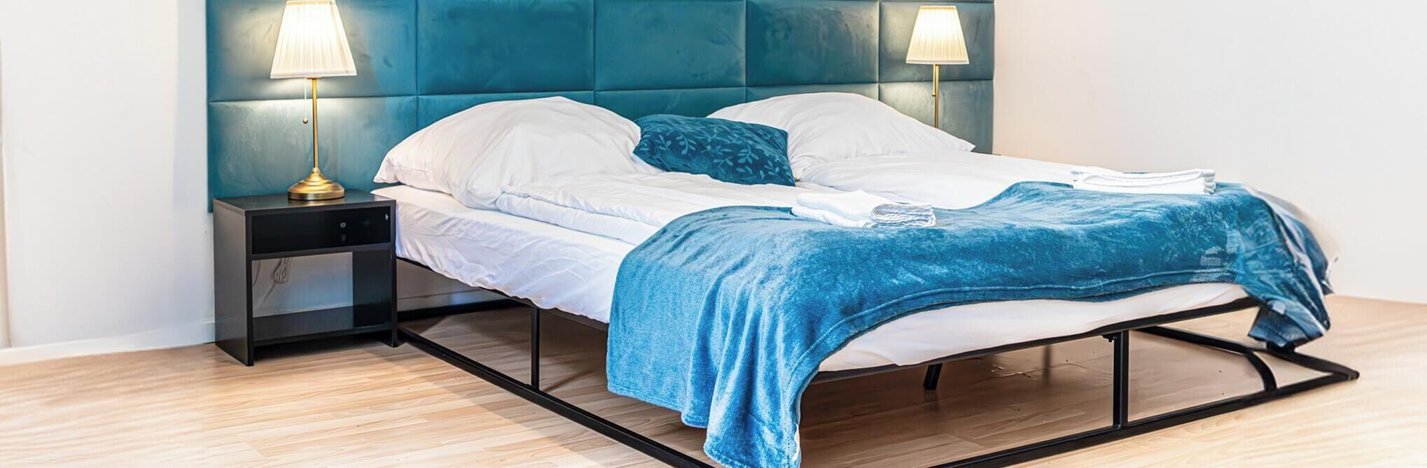 Tabla de planchar con plancha 