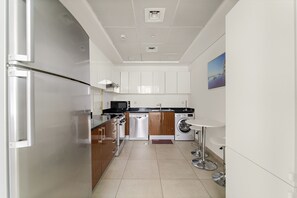 Apartment - Marina Arcade - 702 2BD (Dubai)