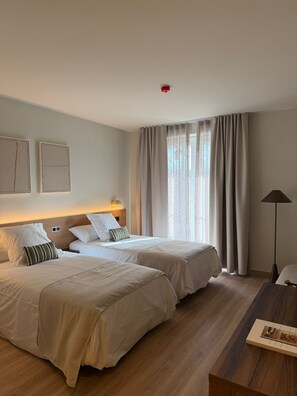 Double or Twin Room | In-room safe, desk, laptop workspace, blackout curtains