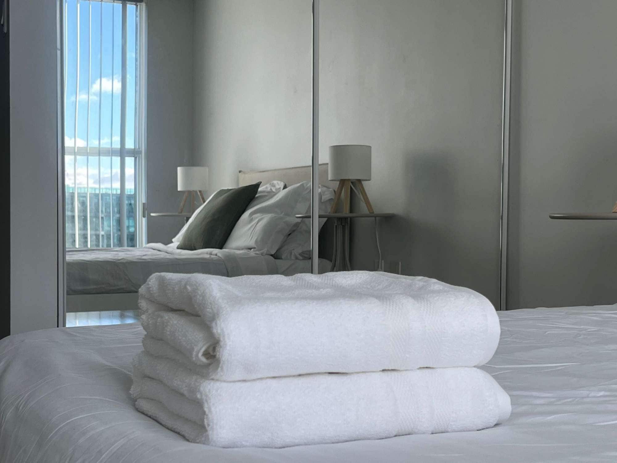 1 slaapkamer, een strijkplank/strijkijzer, wifi, beddengoed