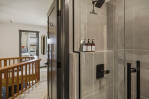 Bathroom - Experience the beauty of Pagosa Springs from this newly remodeled lakefront getaway in Lake Hatcher Park. Wake up to stunning mountain views, unwind by the water, and savor the tranquility of lakeside living with all the comforts of home. (Pagosa Springs, CO)