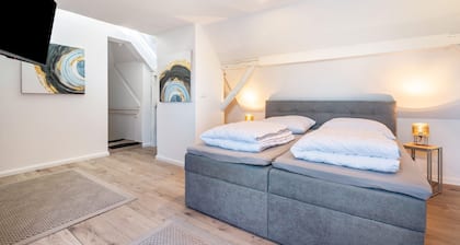 Holiday Apartment Hohenkämpen with Private Terrace and Wi-Fi