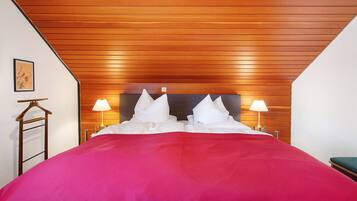 WiFi, bed sheets