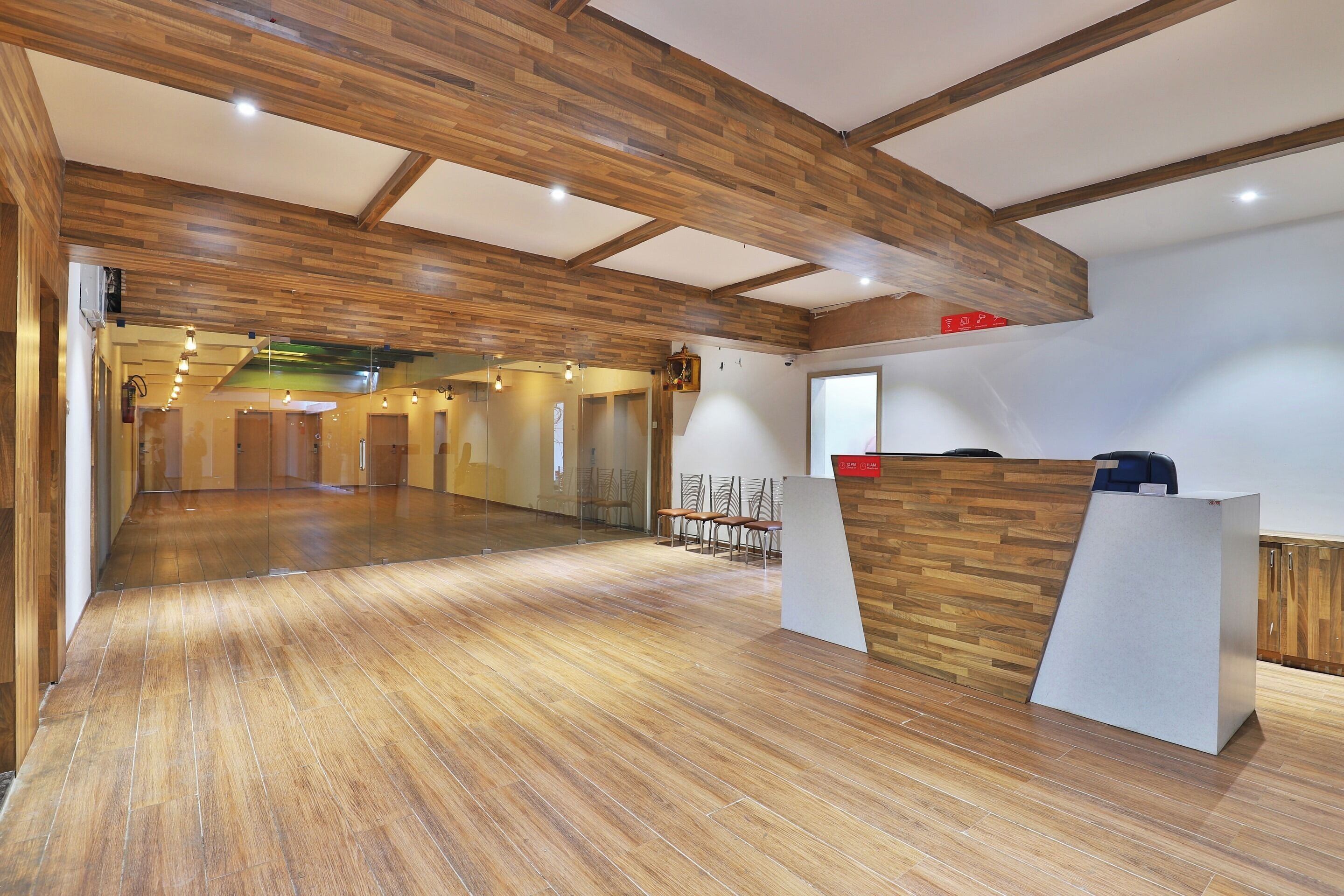 المنشأة من الخارج