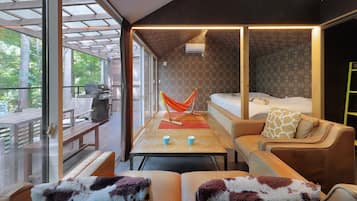 Premium Room, River View | In-room safe, individually decorated, individually furnished, free WiFi