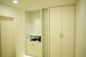 Family Room, City View | Interior