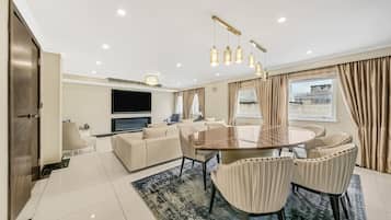 Appartement Design, vue ville | Coin séjour