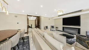 Sınıflandırılmamış resim, 49 üzerinden 4, düğme