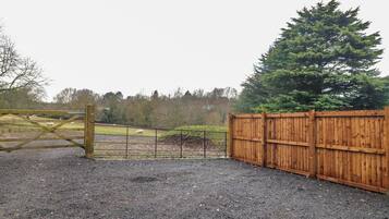 Khuôn viên nơi lưu trú