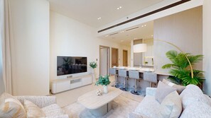 TV - Aesthetic 1 Bed l Own Private Pool l Circle Mall (Jumeirah Village Circle)