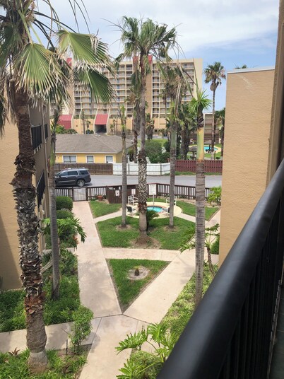 Surfside Two bedroom Condo 4 minute walk to Beach!!