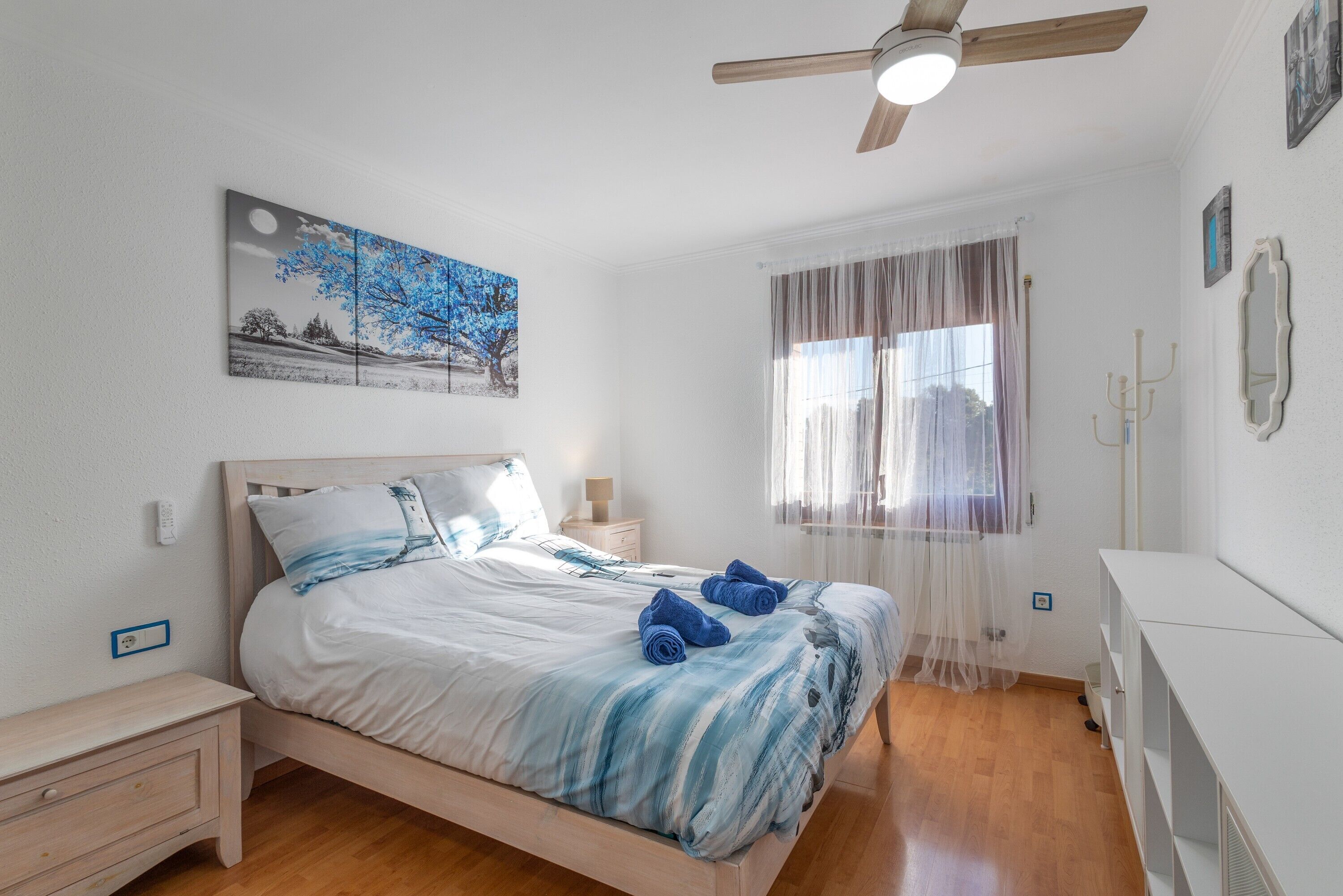 Bügeleisen/Bügelbrett, WLAN, Bettwäsche