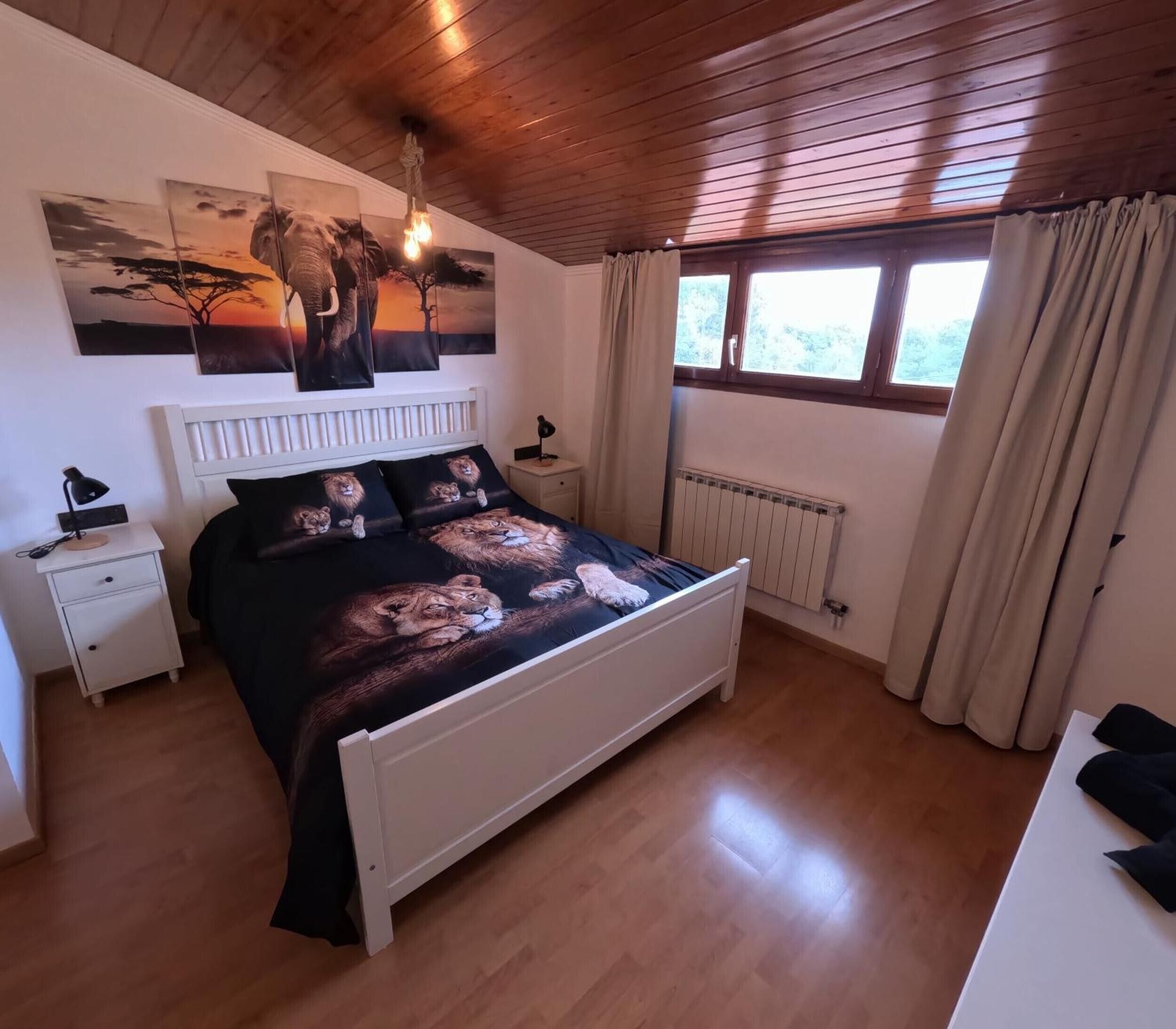 アイロン / アイロン台、WiFi、ベッドシーツ