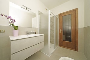House - Casa Peler in Toscolano-maderno (Toscolano Maderno)