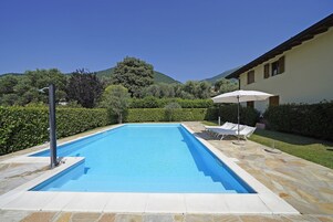 独立别墅 | 2 多间卧室