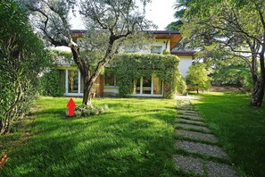 House - Casa Romantico Eden in Solarolo (Manerba del Garda)