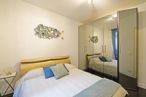 House - Downtown Apartment in Sal (Salò)
