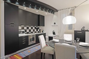 2 bedrooms - Downtown Apartment in Sal (Salò)