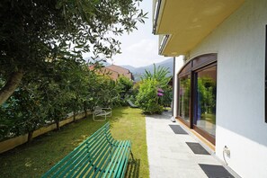 House - Casa Della Bougan-ville (Toscolano Maderno)