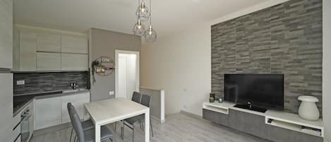 Apartment, Smoking | 1 bedroom