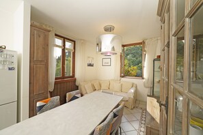 House, Smoking | 2 bedrooms - Blue Vista in Gardone Riviera (Gardone Riviera)