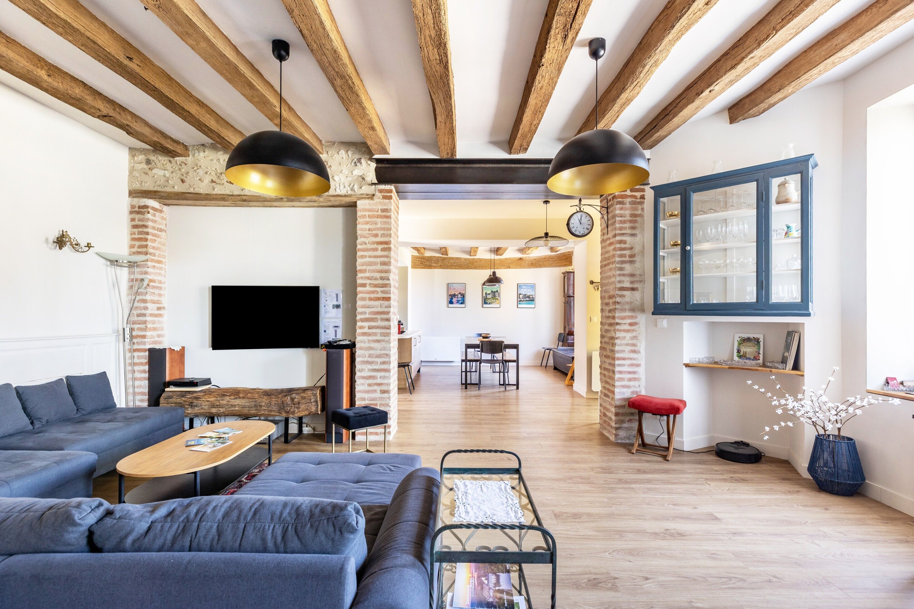 TV, DVD player, stereo