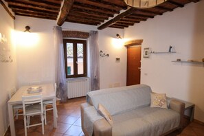 TV - Casa Carlo - Isola d`Elba (Rio Marina)