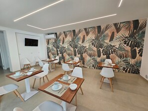 Dining - Aura Beb - Tripla Bed and Breakfast (Pachino)