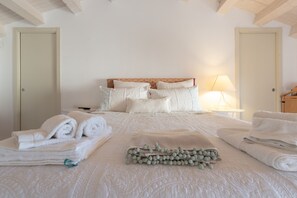 2 camere, ferro/asse da stiro, Wi-Fi gratuito, lenzuola