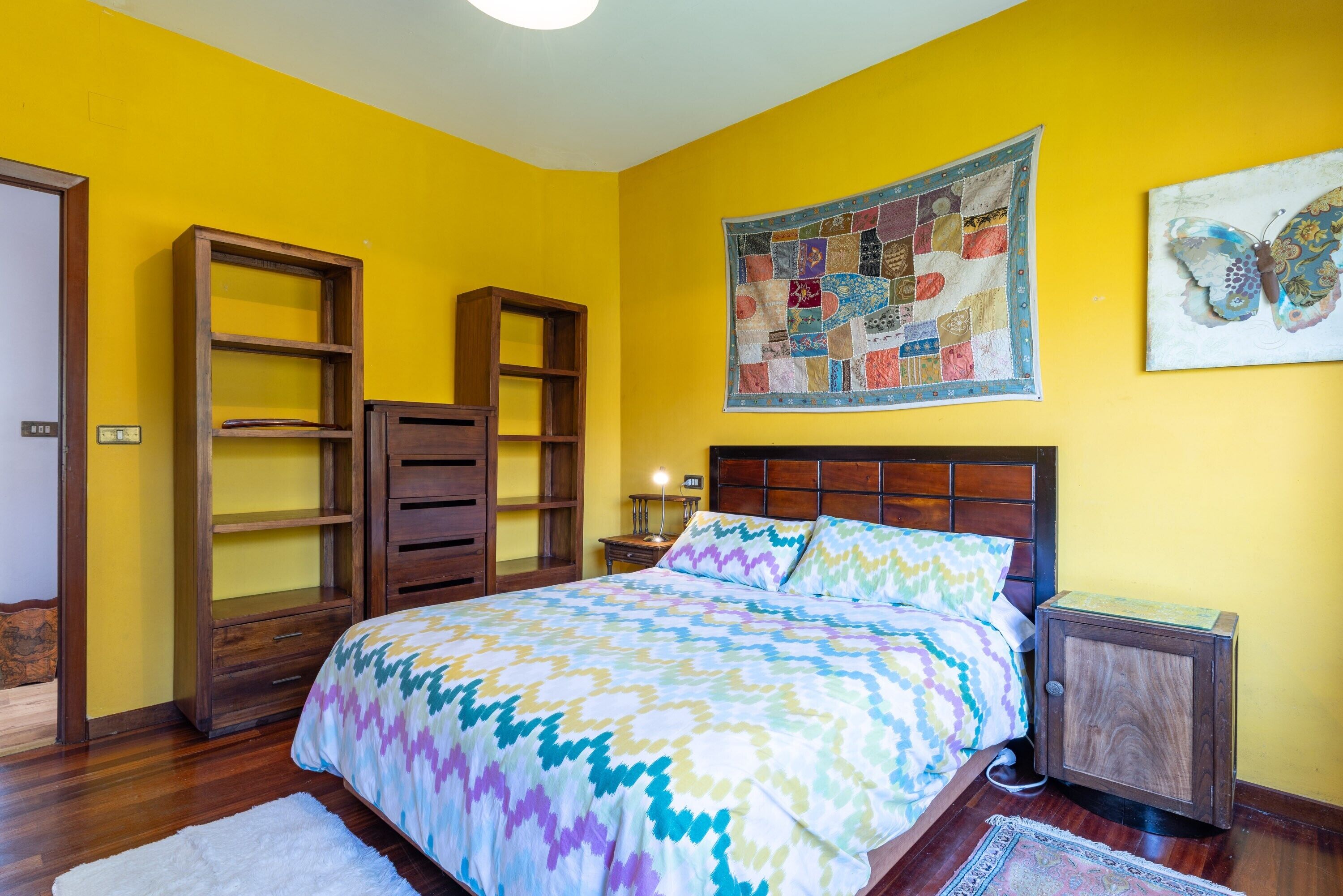 6 camere, ferro/asse da stiro, Wi-Fi, lenzuola