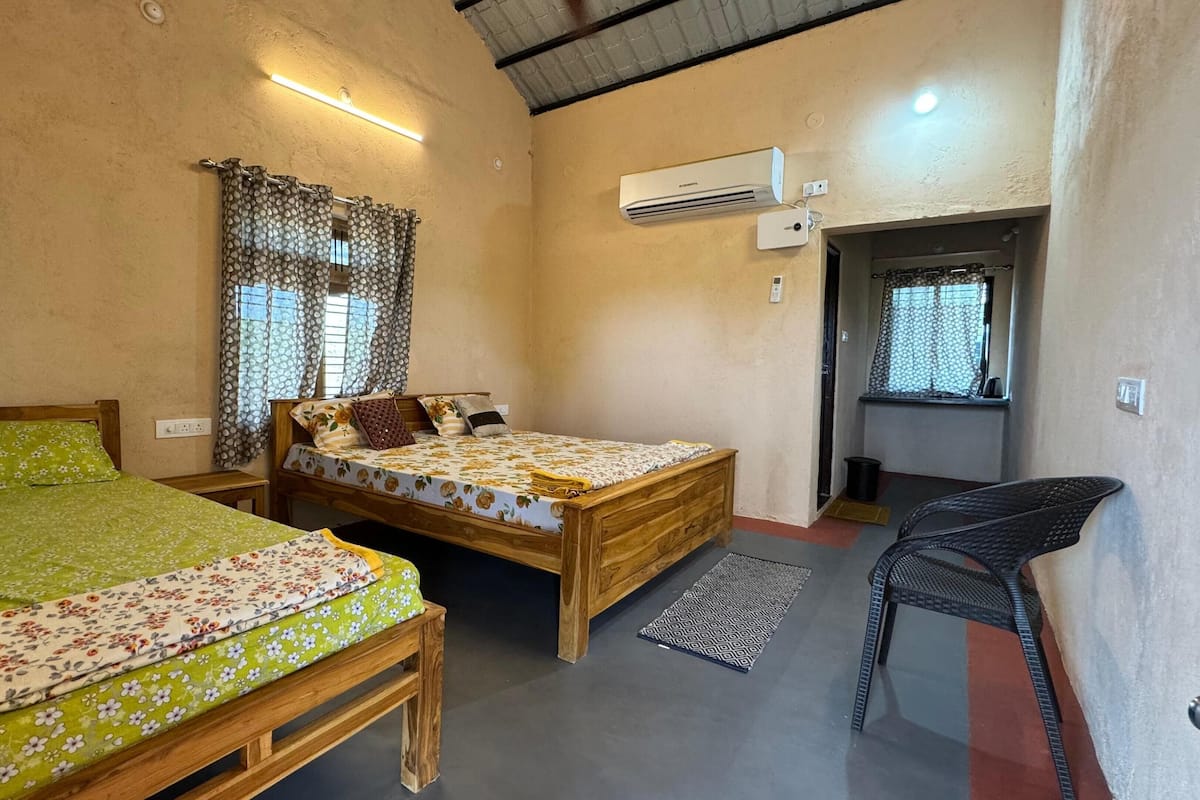 Deluxe Quadruple Room