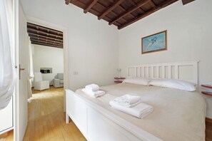 1 bedroom, iron/ironing board, WiFi, bed sheets - Colosseum Apartment Renovated (Roma)