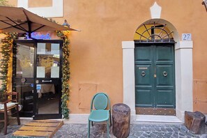 Exterior detail - Colosseum Apartment Renovated (Roma)