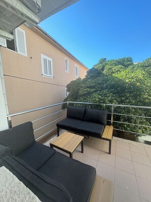 Property grounds - Two-bedroom House Lara Denona (Novalja)