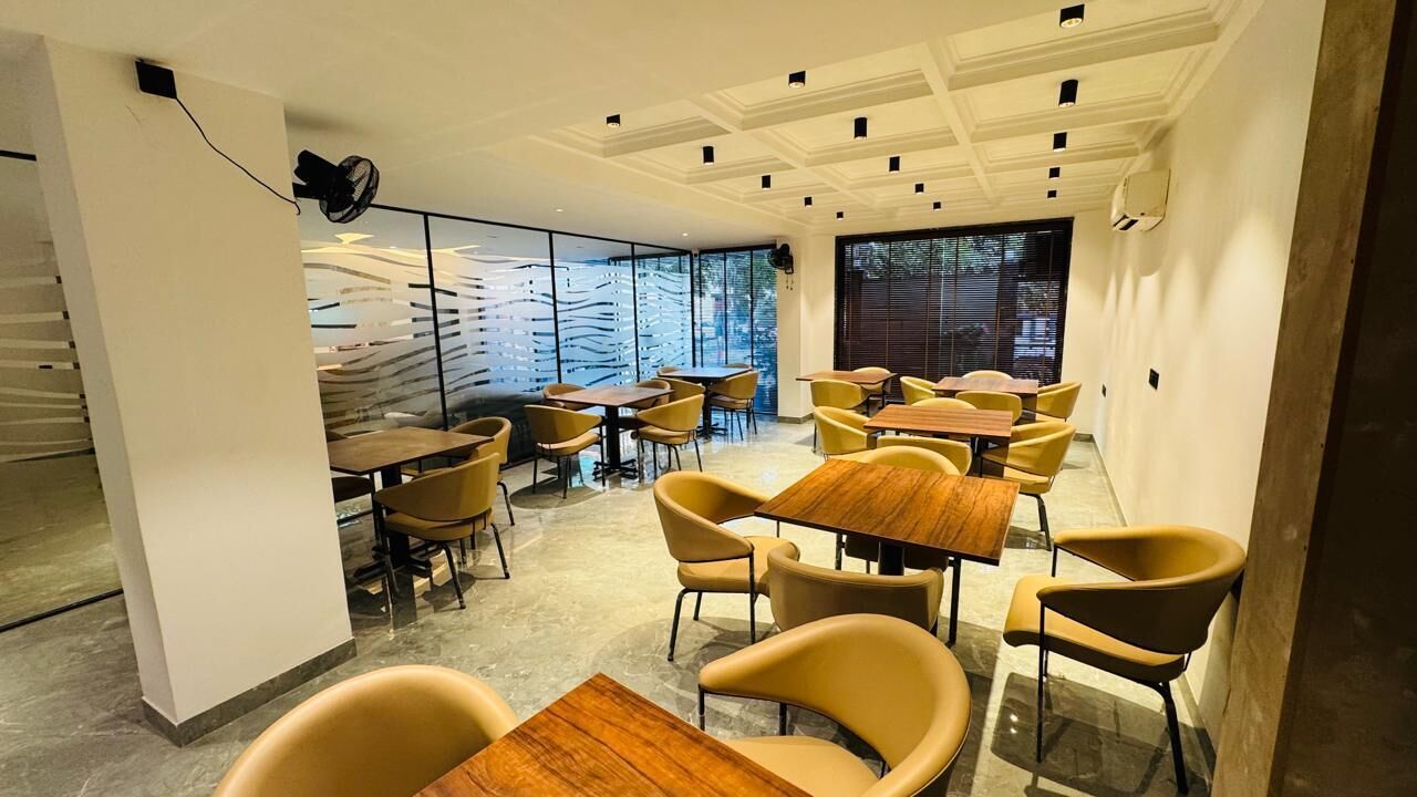 Standard Double or Twin Room | Desk, laptop workspace, free WiFi