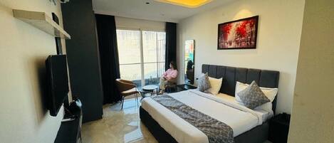 Habitación básica doble | Escritorio, espacio para trabajar con laptop y wifi gratis