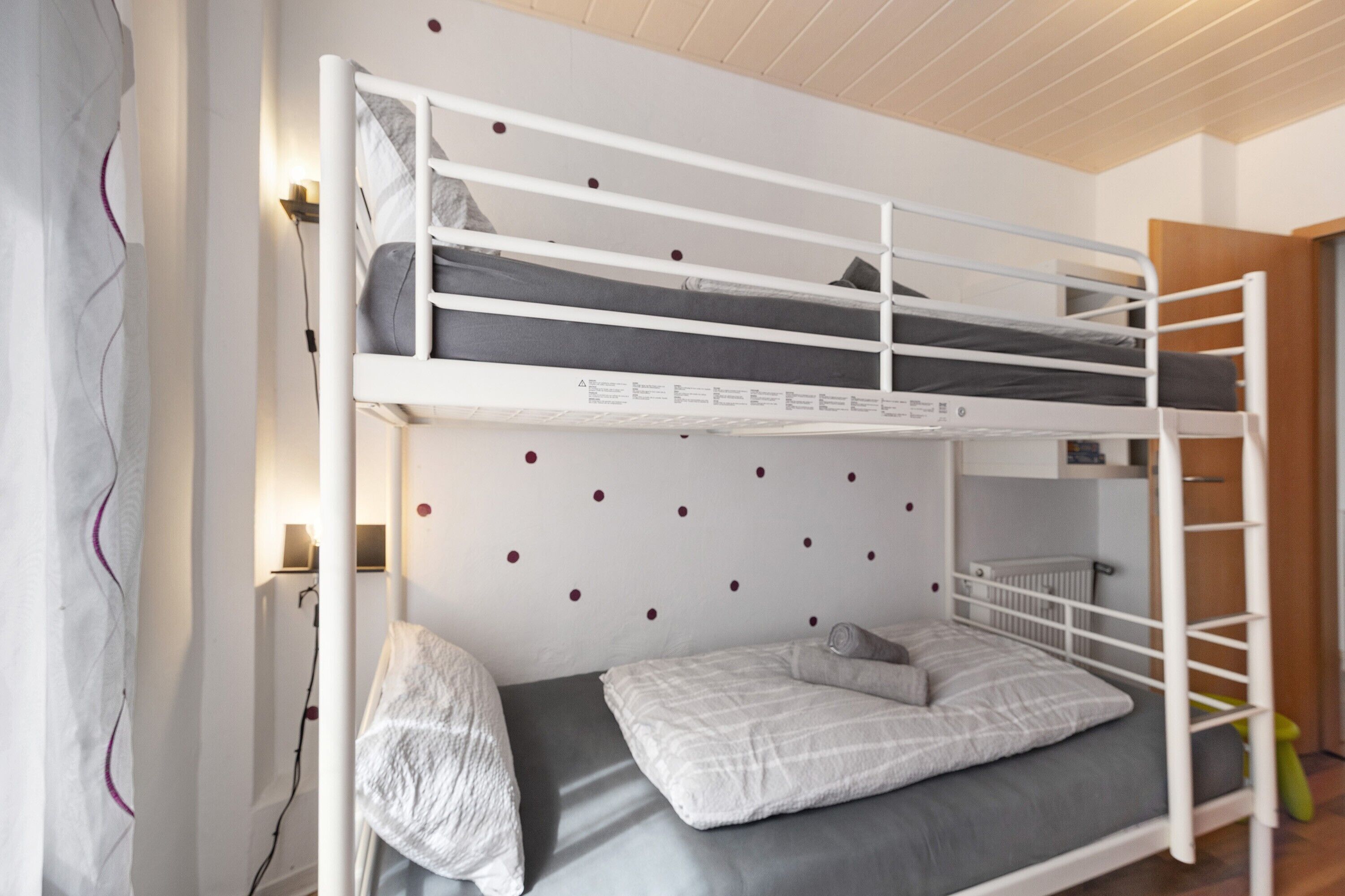 2 Schlafzimmer, Bügeleisen/Bügelbrett, WLAN, Bettwäsche