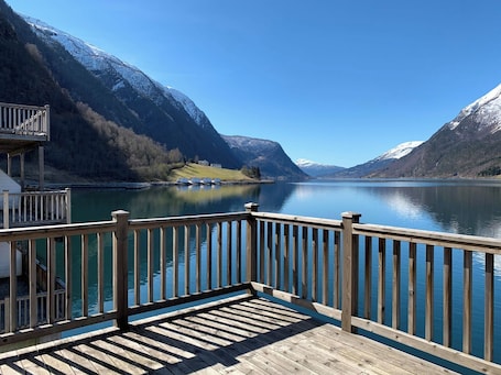 Family Apartment, Balcony, Sea View | Property grounds. Skjolden Resort