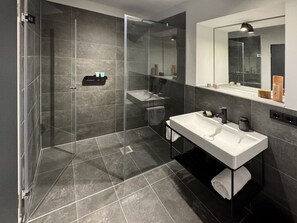 Bathroom - Resort Schloss Reinharz (Bad Schmiedeberg)