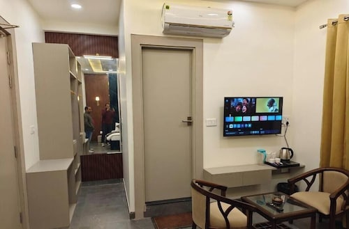 Hotel Akshansh Inn